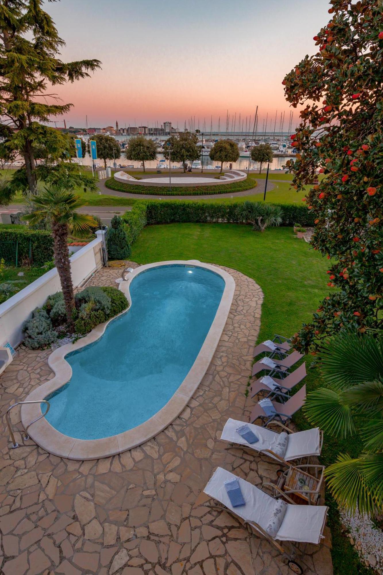 Magnolia Vila